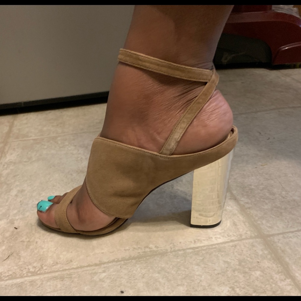 Nine West natural color block heel sandals; NWT